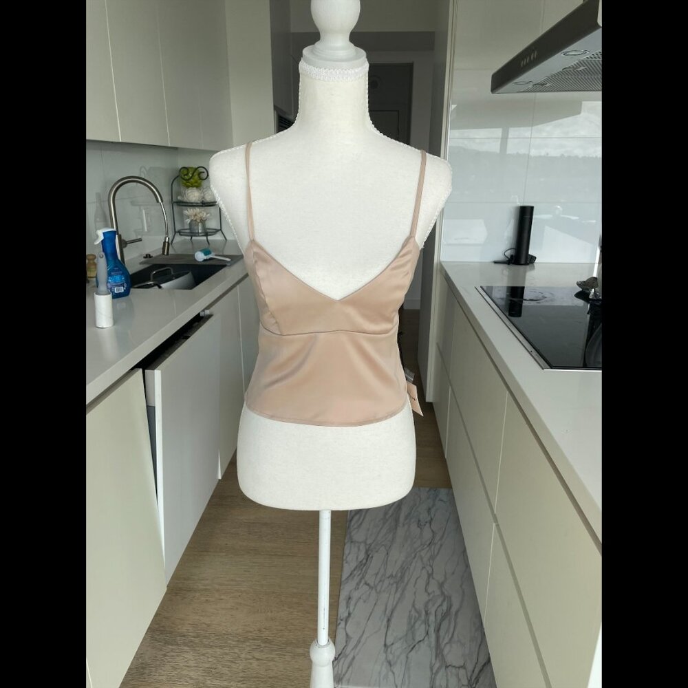 Superdown Satin Strappy Open Back Crop Top Nude Blush Cami XS (NWT)